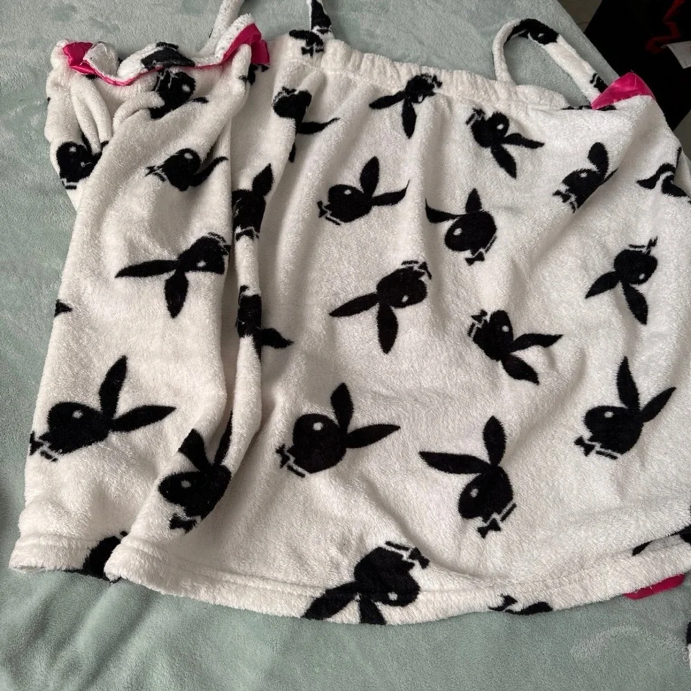 Playboy Robe and Jacket - Picture 5 of 11